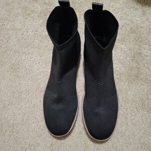 Bandolino Black Ankle Booties